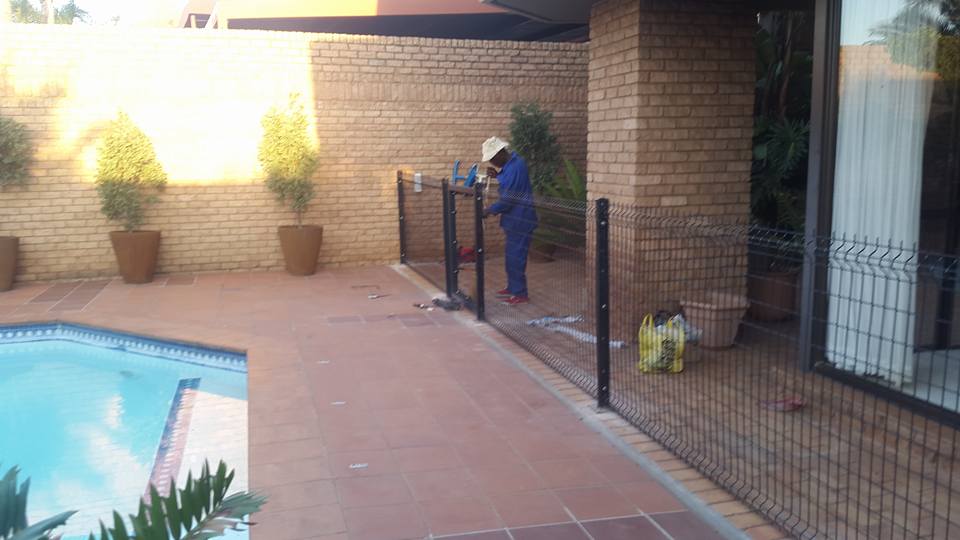 Swimming pool Fence Pretoria Pool fence installed in Pretoria